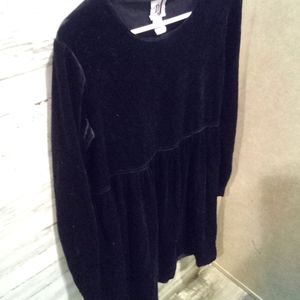 DJ International women's dress.     Box 167